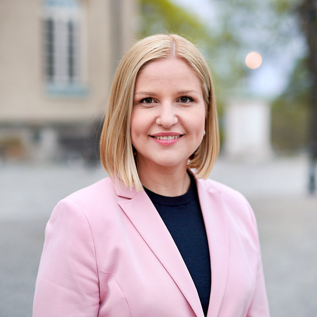 Arba Kokalari, Europaparlamentariker, Sveriges röst för de nya Internetlagarna (Digital Services Act)