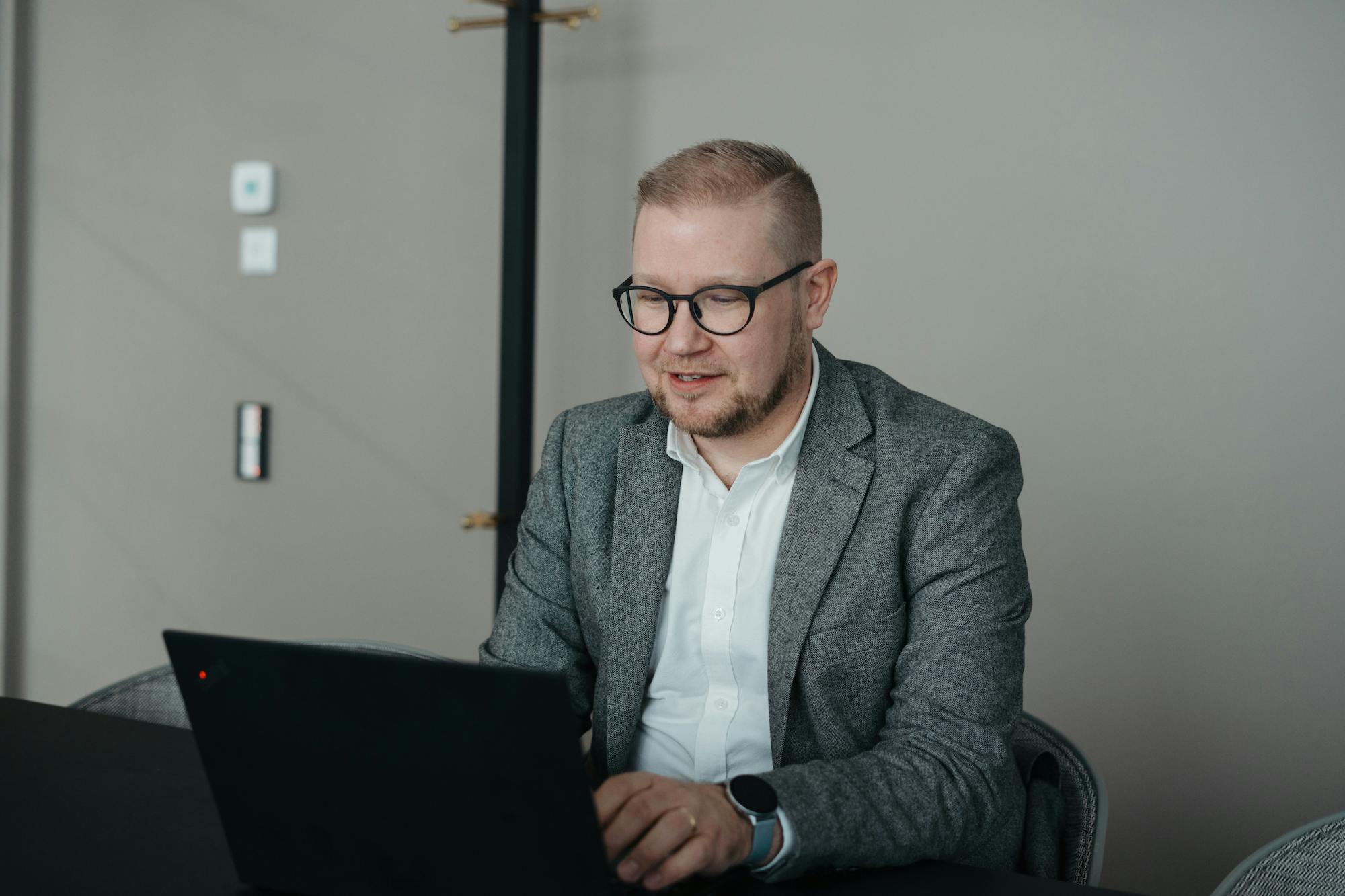 Tobias Wiklund, lösningsarktitekt och förvältningsledare på Consid